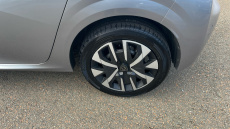 Peugeot 208 1.2 PureTech 100 Active Premium 5dr Petrol Hatchback